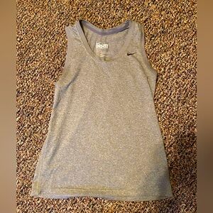 Nike tank top BUNDLE